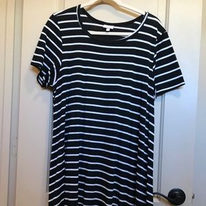 Xl LulaRoe Carly Ribbed. Stretchy.